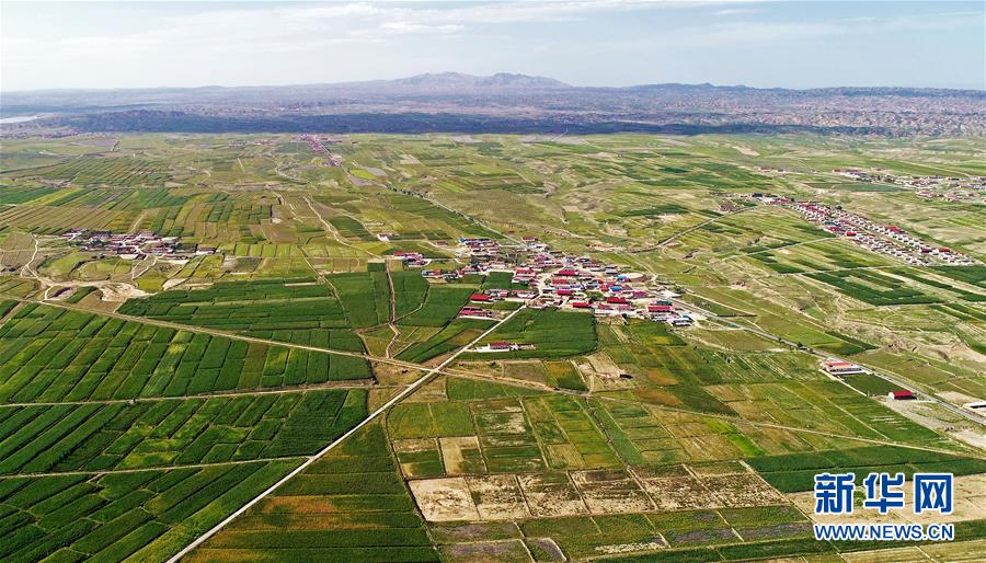 （壯麗70年·奮斗新時(shí)代——共和國(guó)發(fā)展成就巡禮·圖文互動(dòng)）（1）生態(tài)美、百姓富——品讀嶄新“寧夏畫(huà)卷”