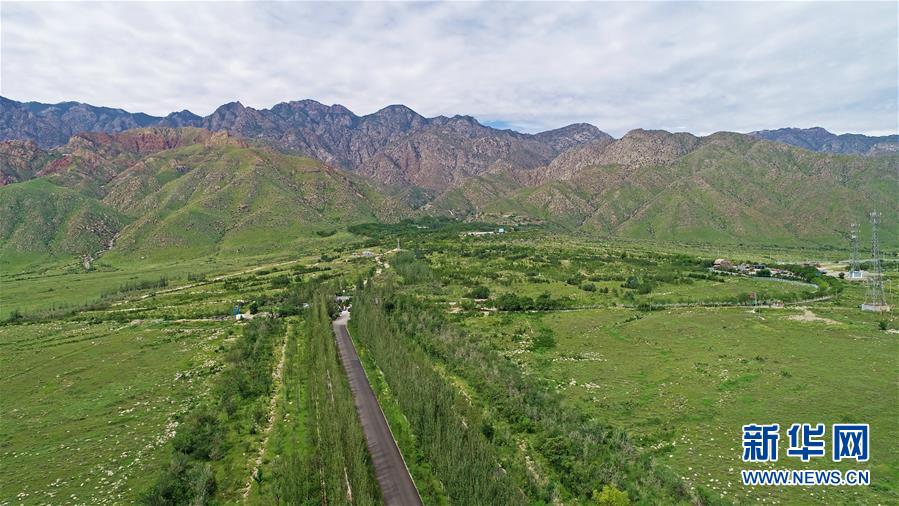 （壯麗70年·奮斗新時(shí)代——共和國(guó)發(fā)展成就巡禮·圖文互動(dòng)）（9）生態(tài)美、百姓富——品讀嶄新“寧夏畫(huà)卷”