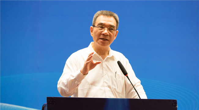 林毅夫發(fā)表演講。（資料圖）