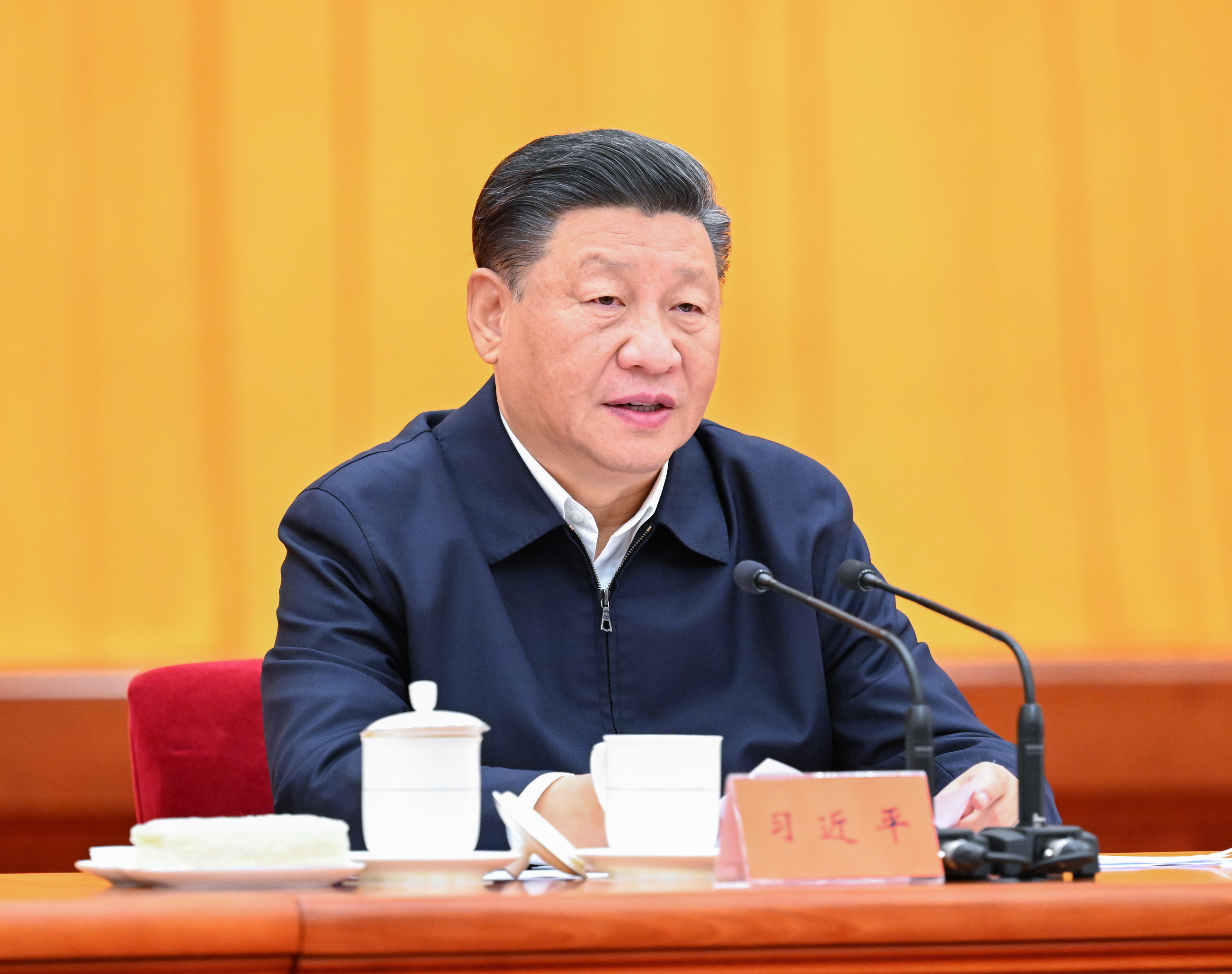 2021年10月13日至14日，中央人大工作會議在北京召開。習(xí)近平總書記出席會議并發(fā)表重要講話。